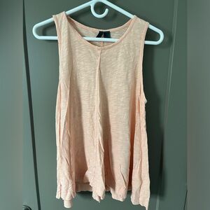 Left of Center- Anthropologie Peach S Flowy cotton tank